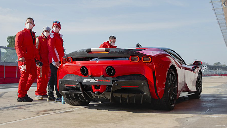 To 2025 θα είναι έτοιμη η πρώτη ηλεκτρική Ferrari